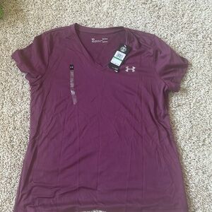 Under Armour jersey workout shirt. Size L